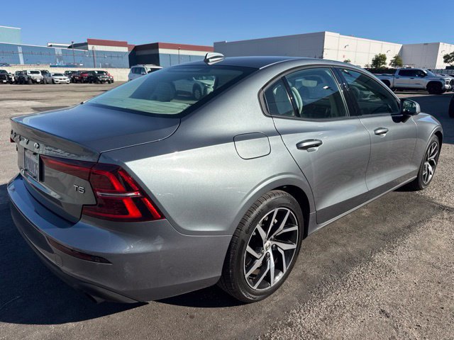 Used 2020 Volvo S60 T5 Momentum w/ Protection Package Premier FWD image 5