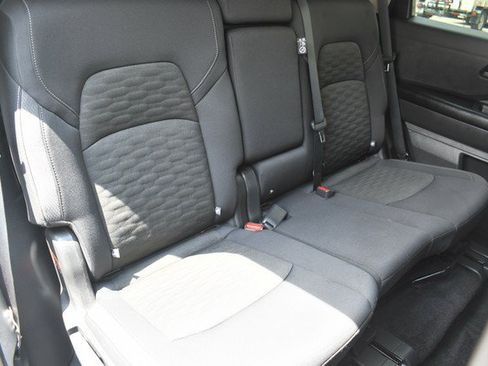 Used 2024 Nissan Pathfinder SV AWD/4WD image 28