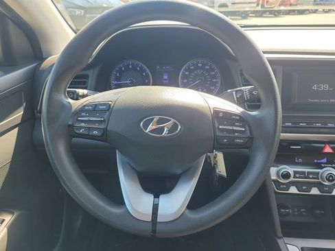 Used 2020 Hyundai Elantra SE w/ Cargo Package (C1) FWD image 22