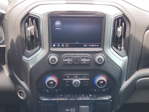 Used 2022 Chevrolet Silverado 1500 LT w/ Bed Protection Package RWD image 18
