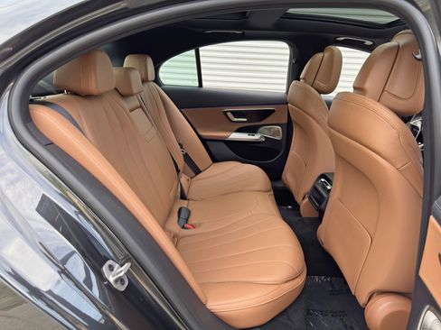 Used 2025 Mercedes-Benz E 350 4MATIC Sedan w/ Multicontour Seating Package image 49