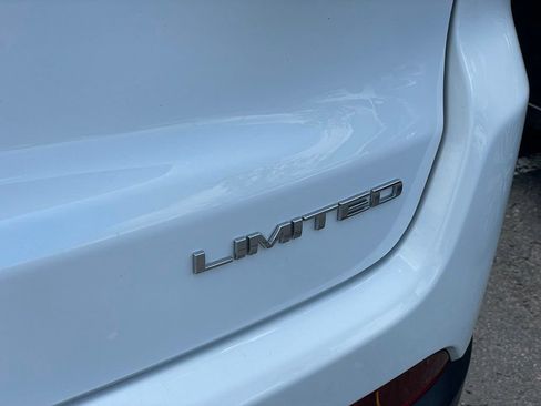 Used 2024 Jeep Compass Limited AWD/4WD image 29