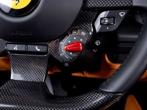 Used 2023 Ferrari F8 Tributo image 37