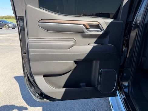 Used 2024 Chevrolet Silverado 1500 LT image 15