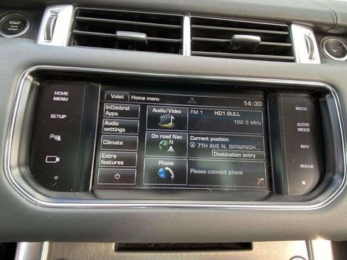 Used 2015 Land Rover Range Rover Sport SE image 15