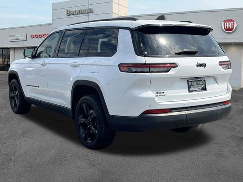 Used 2024 Jeep Grand Cherokee L Altitude AWD/4WD image 5