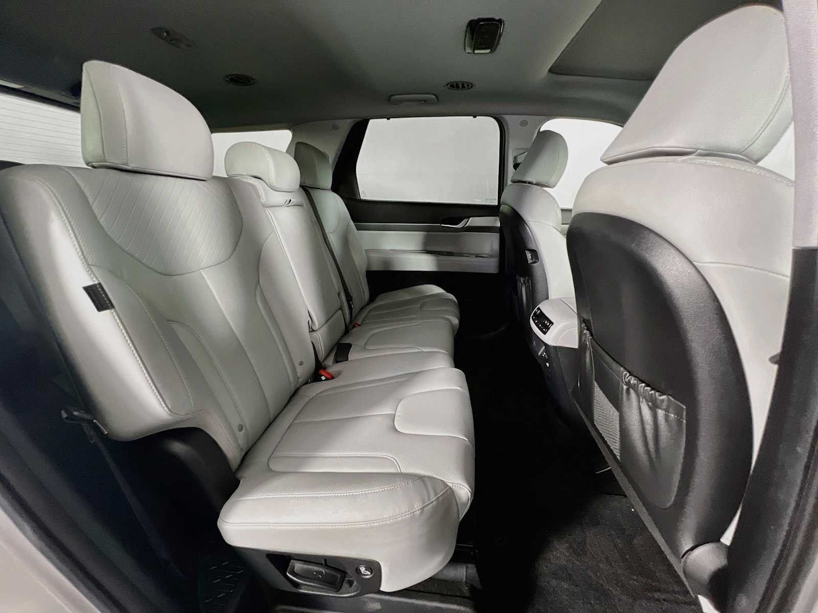 Used 2025 Hyundai Palisade SEL AWD/4WD image 30