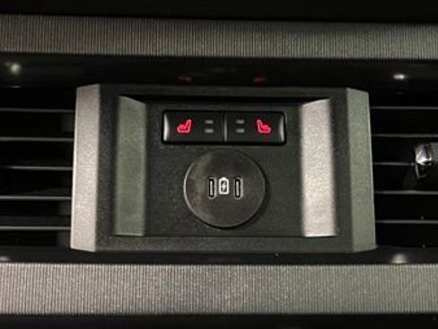 Used 2024 Ford F350 Platinum image 49