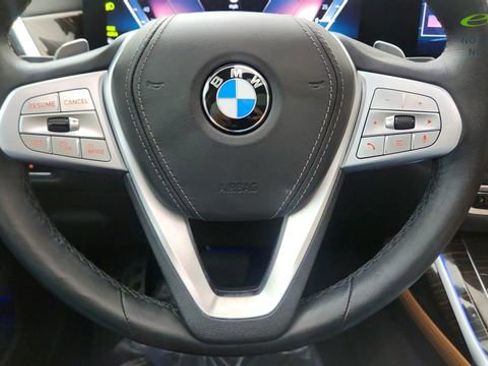 Used 2024 BMW X7 xDrive40i w/ Premium Package AWD/4WD image 49