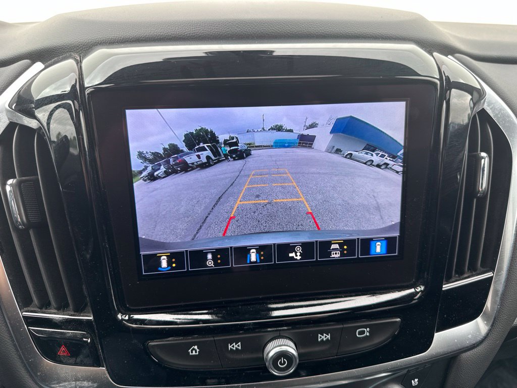 Used 2024 Chevrolet Traverse Premier w/ Redline Edition AWD/4WD image 48