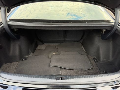 Used 2016 Lexus IS 350 AWD image 32