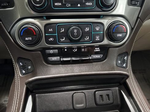 Used 2020 Chevrolet Tahoe Premier w/ Max Trailering Package image 22