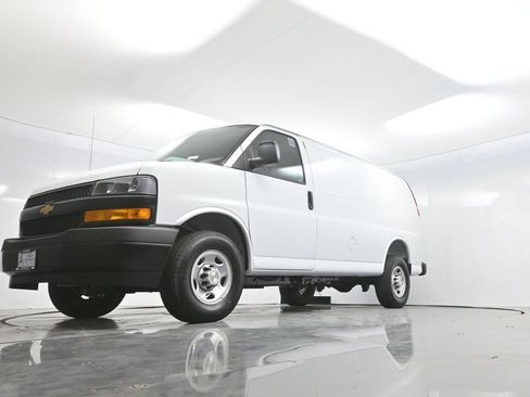 New 2026 Chevrolet Express 2500 w/ Driver Convenience Package RWD image 63