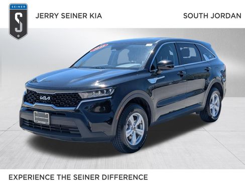 Used 2022 Kia Sorento LX AWD/4WD image 1
