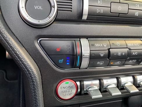 Used 2019 Ford Mustang GT Premium w/ Equipment Group 401A RWD image 26