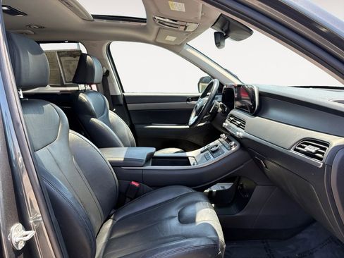 Used 2022 Hyundai Palisade SEL w/ 8P Bench Seat Package FWD image 15