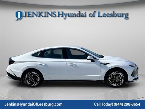 New 2026 Hyundai Sonata SEL image 3