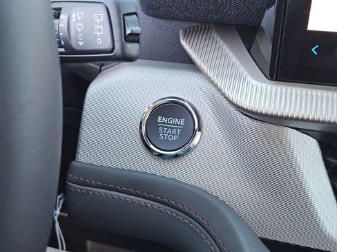 New 2026 Ford Explorer Active image 16