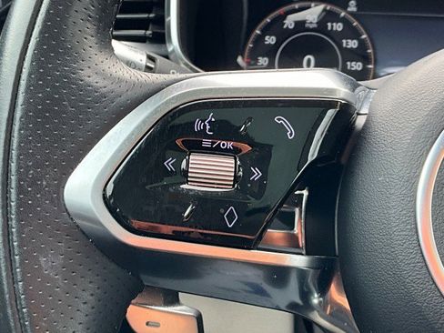 Used 2021 Jaguar XF R-Dynamic SE image 14