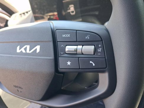 New 2026 Kia K4 FWD image 36
