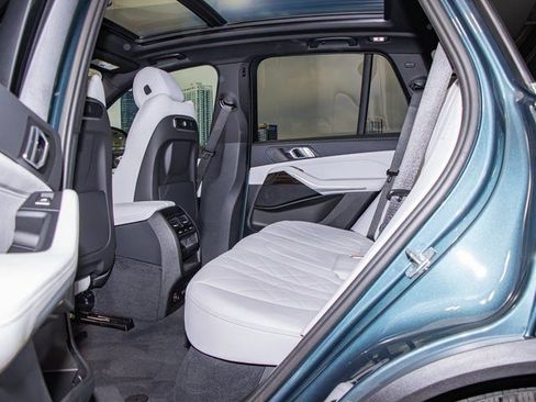 Certified 2024 BMW X5 xDrive40i w/ Parking Assistance Package image 22