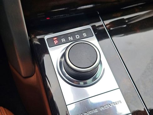 Used 2015 Land Rover Range Rover Autobiography image 19