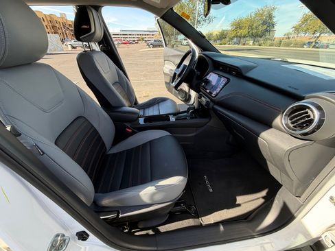 Certified 2023 Nissan Kicks SR w/ SR Premium Package image 19