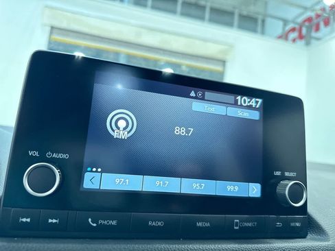 Used 2025 Honda Civic Sport image 24