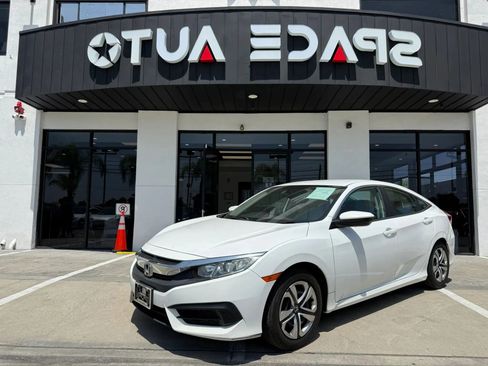 Used 2018 Honda Civic LX image 1