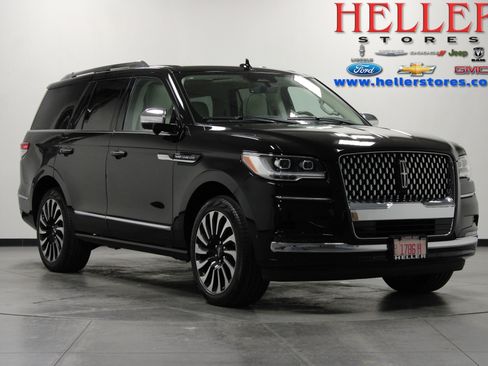 Used 2023 Lincoln Navigator Black Label image 1