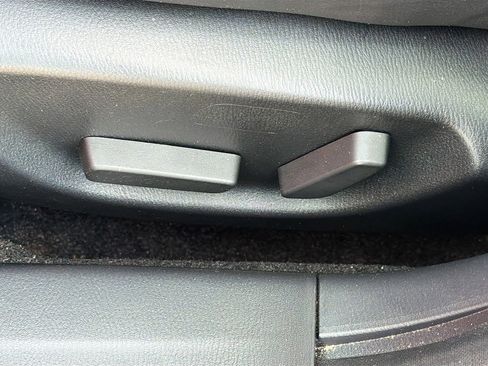 Used 2018 MAZDA MAZDA3 Grand Touring w/ Premium Equipment Package image 23