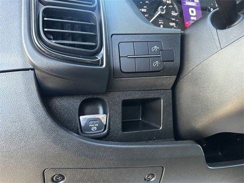 Used 2025 RAM ProMaster 2500 image 37