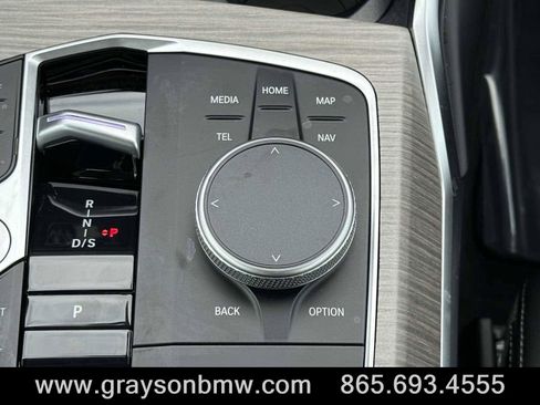 Used 2025 BMW 330i Sedan image 42