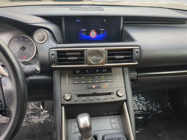 Used 2020 Lexus IS 300 w/ Premium Package RWD image 14