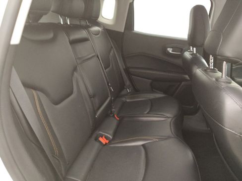 Used 2019 Jeep Compass Limited AWD/4WD image 19