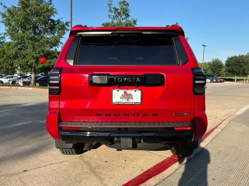New 2026 Toyota 4Runner Platinum AWD/4WD image 6