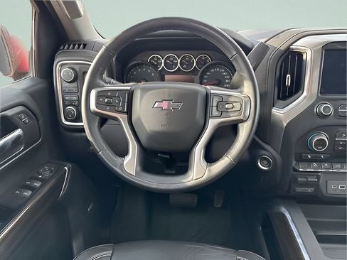Used 2019 Chevrolet Silverado 1500 LT Trail Boss AWD/4WD image 9