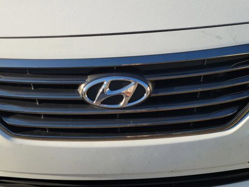 Used 2015 Hyundai Sonata Limited w/ Option Group 05 FWD image 10