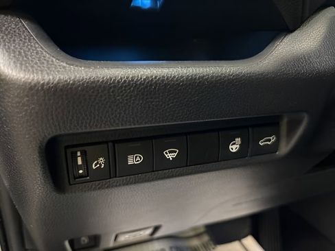 Used 2021 Toyota RAV4 XSE image 37