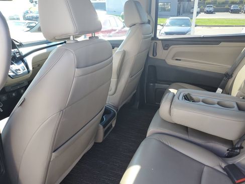 Used 2021 Honda Odyssey Touring image 14