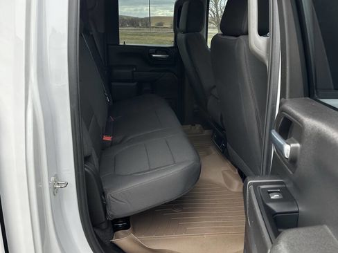 Used 2022 Chevrolet Silverado 2500 Custom w/ Custom Value Package image 20