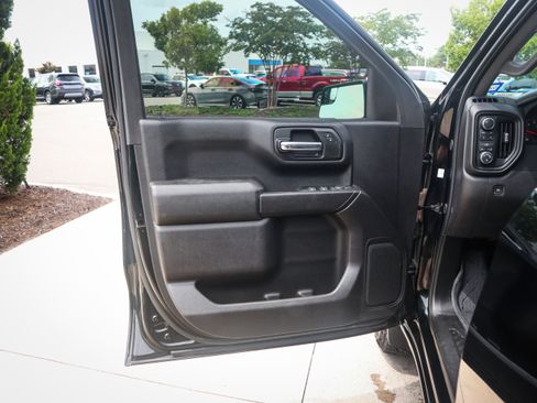 Used 2024 Chevrolet Silverado 1500 Custom Trail Boss image 14