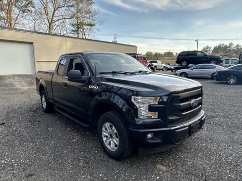 Used 2017 Ford F150 XL w/ Equipment Group 101A Mid AWD/4WD image 2