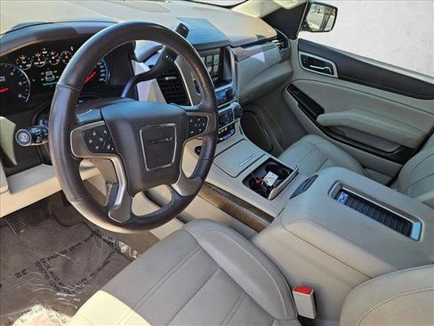 Used 2018 GMC Yukon Denali AWD/4WD image 10