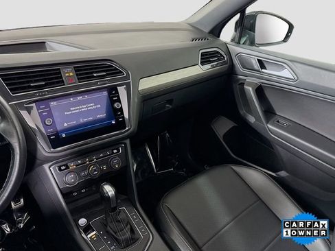 Used 2021 Volkswagen Tiguan SE R-Line image 23