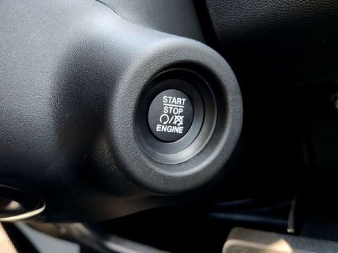 New 2025 RAM ProMaster 1500 w/ Convenience Group image 19