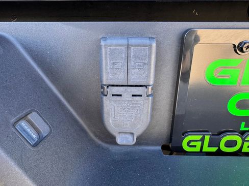 Used 2020 GMC Sierra 2500 Denali w/ Denali Ultimate Package image 39