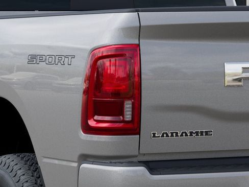 New 2026 RAM 2500 Laramie w/ Sport Appearance Package AWD/4WD image 40