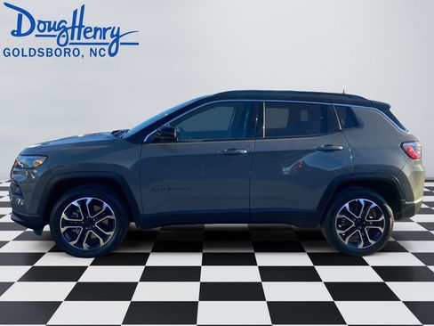 Used 2024 Jeep Compass Limited image 2