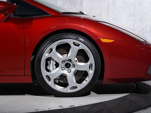 Used 2004 Lamborghini Gallardo image 26